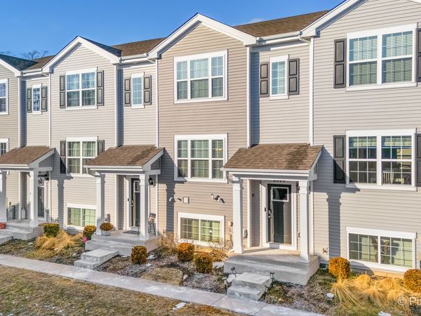 2544 Alison Avenue , Pingree Grove, IL 60140