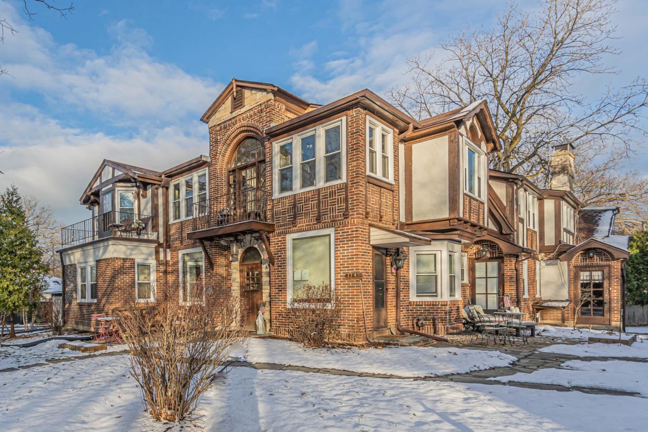 1155 Saint Johns Avenue, Unit G, Highland Park, IL 60035 Main Photo
