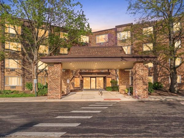 1375 REBECCA Drive , Unit 323, Hoffman Estates, IL 60169