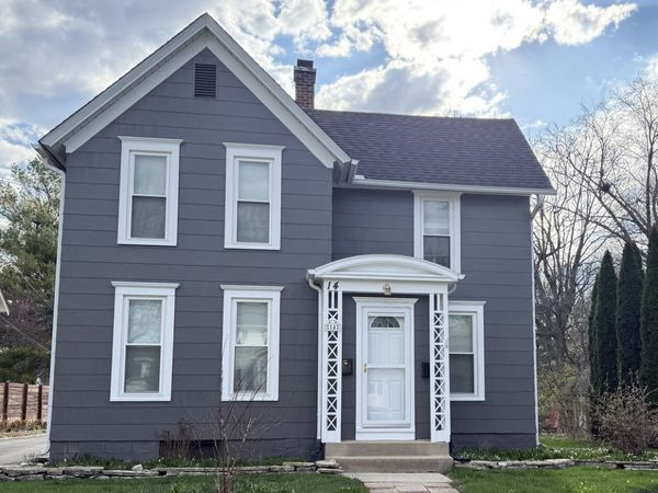 14 S Jackson Street , Unit 1, Batavia, IL 60510