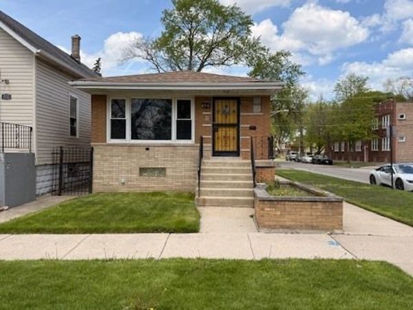 456 E 90th Street , Chicago, IL 60619