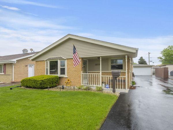 12337 S Loveland Street , Alsip, IL 60803