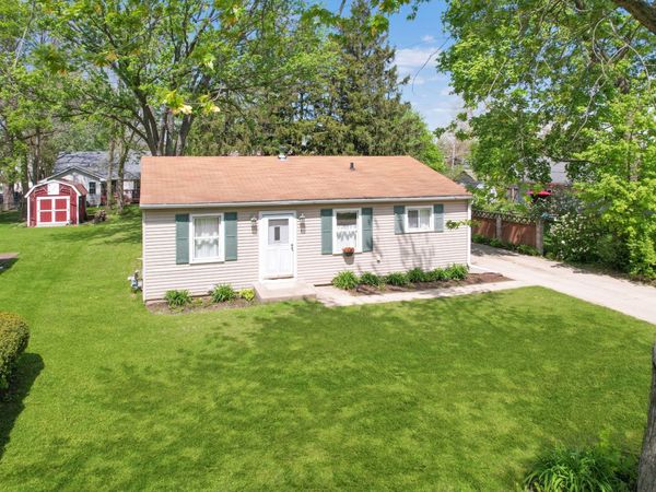 311 E Jones Street , Plano, IL 60545