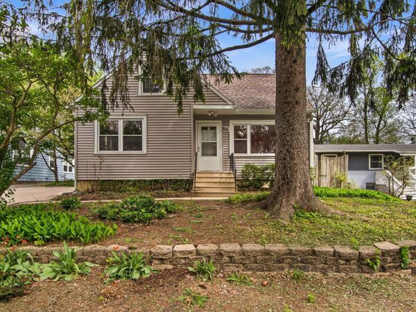 511 Elm Avenue , Geneva, IL 60134