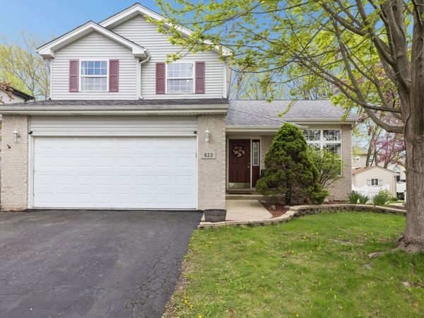 623 Wild Indigo Avenue , Romeoville, IL 60446