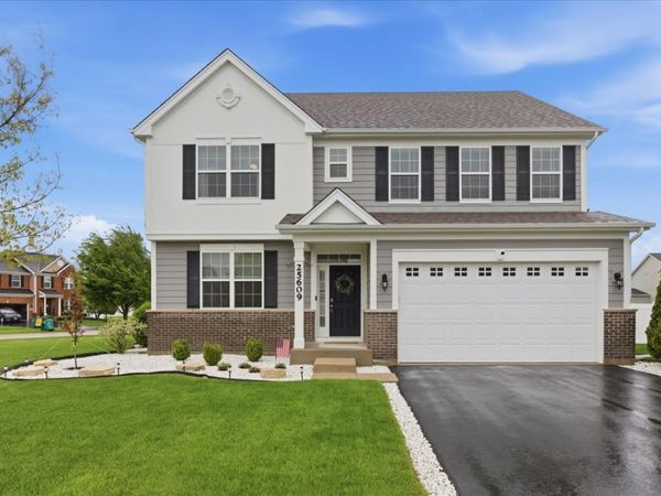 25609 W Cerena Circle, Plainfield, IL 60586