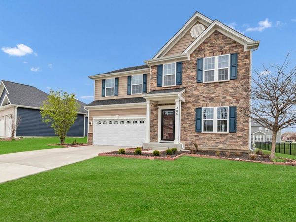 305 Cronin Boulevard , Shorewood, IL 60404