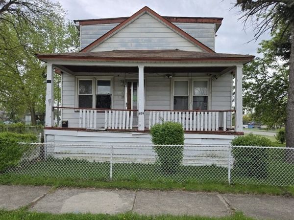 609 E 152nd Street , Phoenix, IL 60426