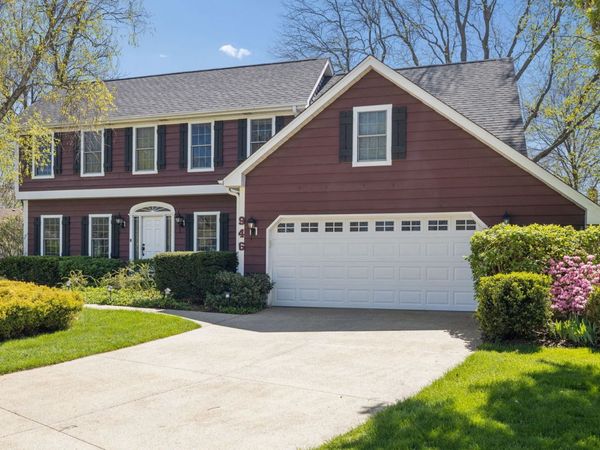 946 Montgomery Court , Naperville, IL 60540