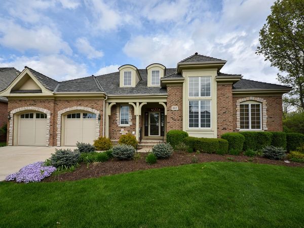 907 Middleton Lane , Inverness, IL 60010