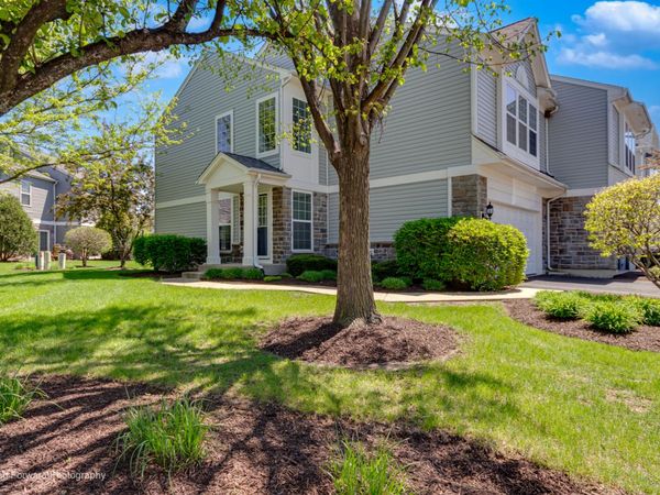 656 HAWLEY Drive, Oswego, IL 60543