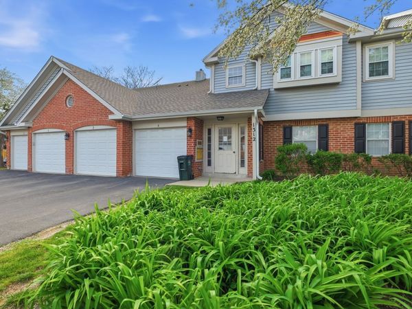 1312 E Evergreen Drive , Unit 2, Palatine, IL 60074
