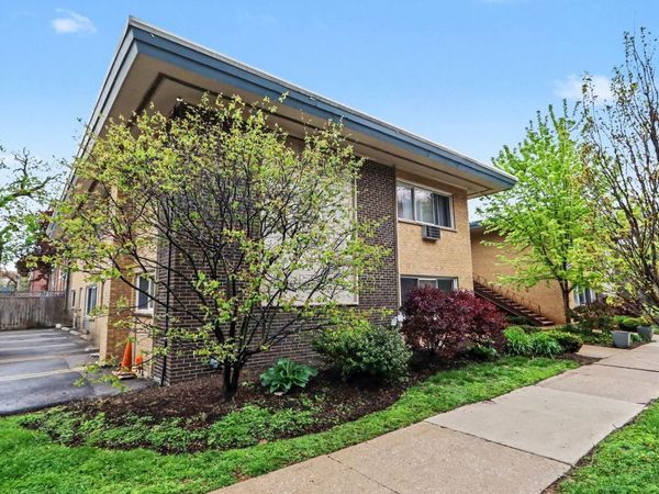 135 S Kenilworth Avenue , Unit 6, Oak Park, IL 60302