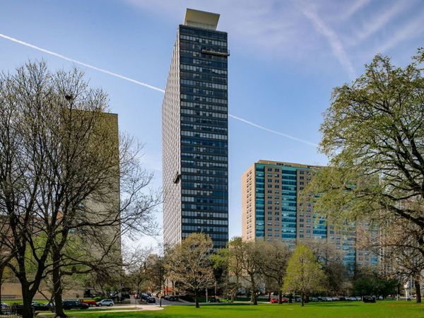 3150 N Lake Shore Drive , Unit 34A, Chicago, IL 60657