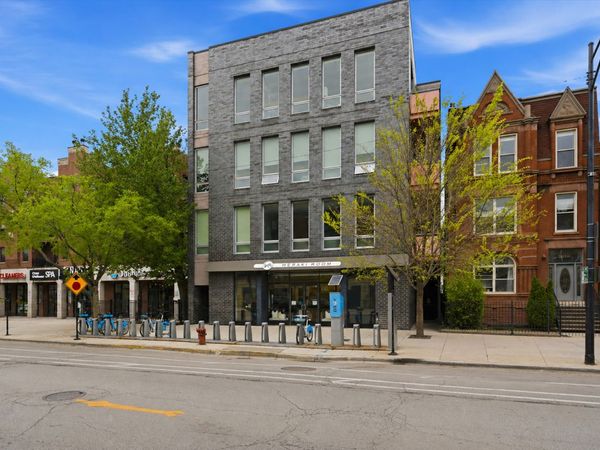 2028 W Division Street , Unit 401, Chicago, IL 60622