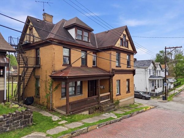 2902 Garbett St , Mckeesport, PA 15132