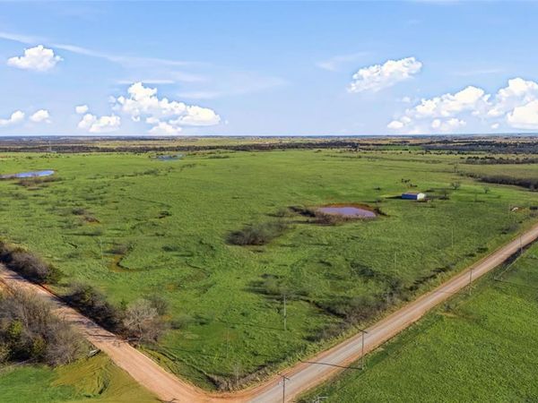 N Douglas Blvd. Boulevard, Orlando, OK 73073