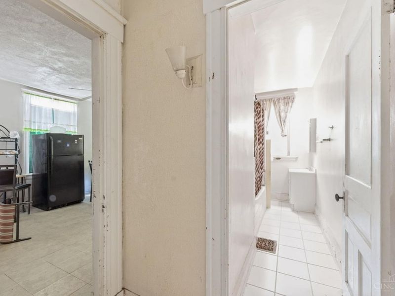 1907 Highland Avenue, Cincinnati, OH 45219 Photo 20