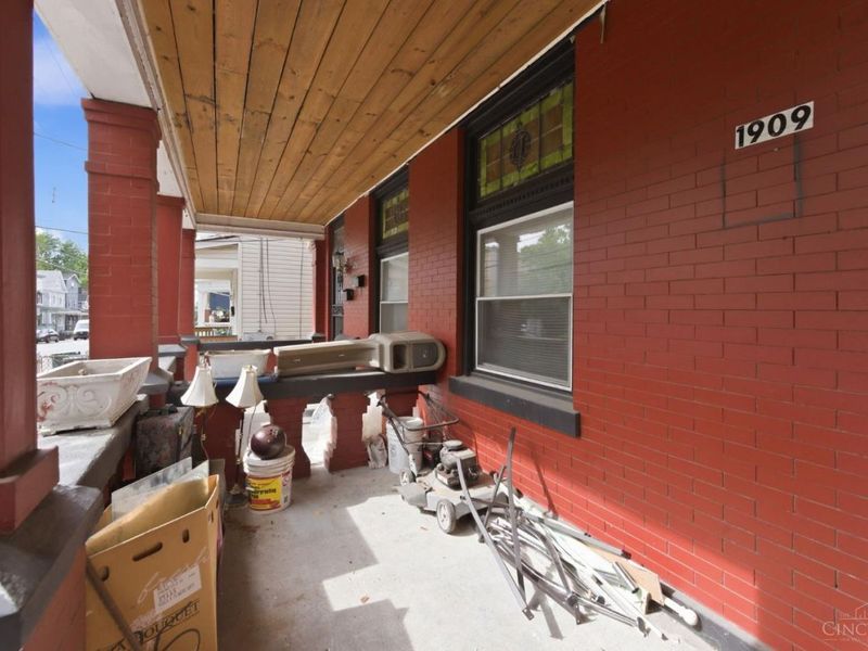 1907 Highland Avenue, Cincinnati, OH 45219 Photo 3