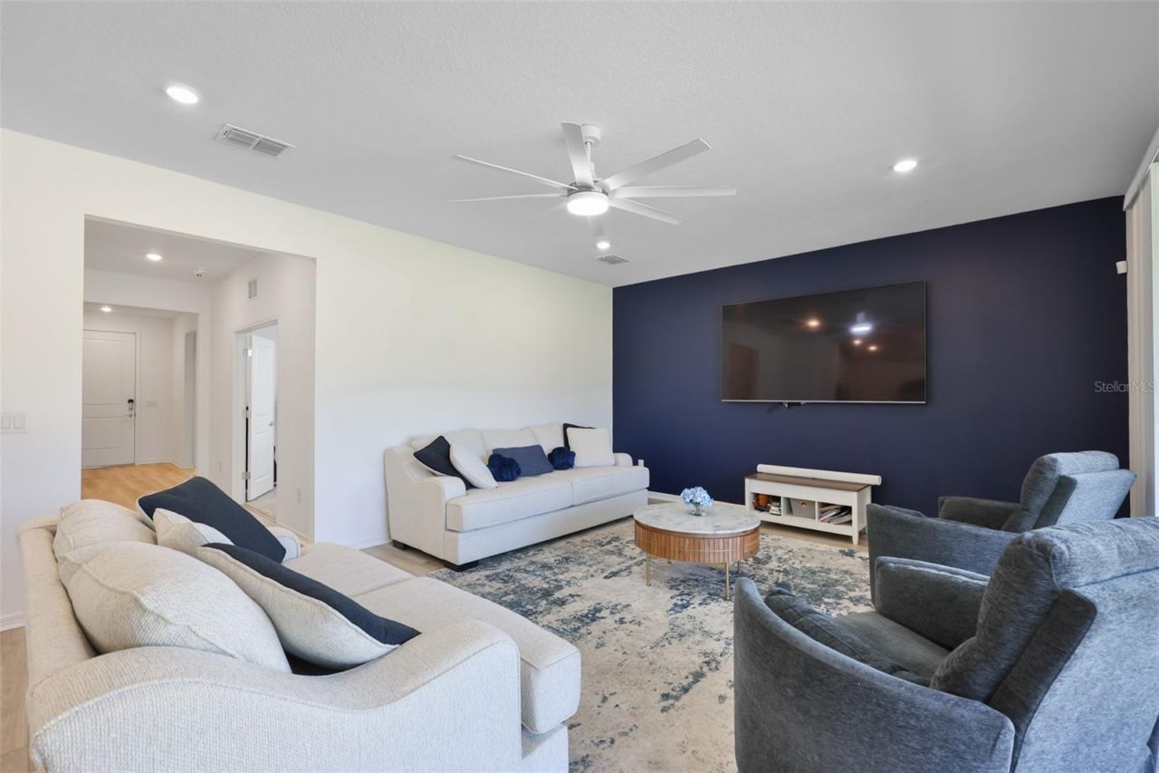 3070 Forest Meadow Avenue, Valrico, FL 33594 Photo