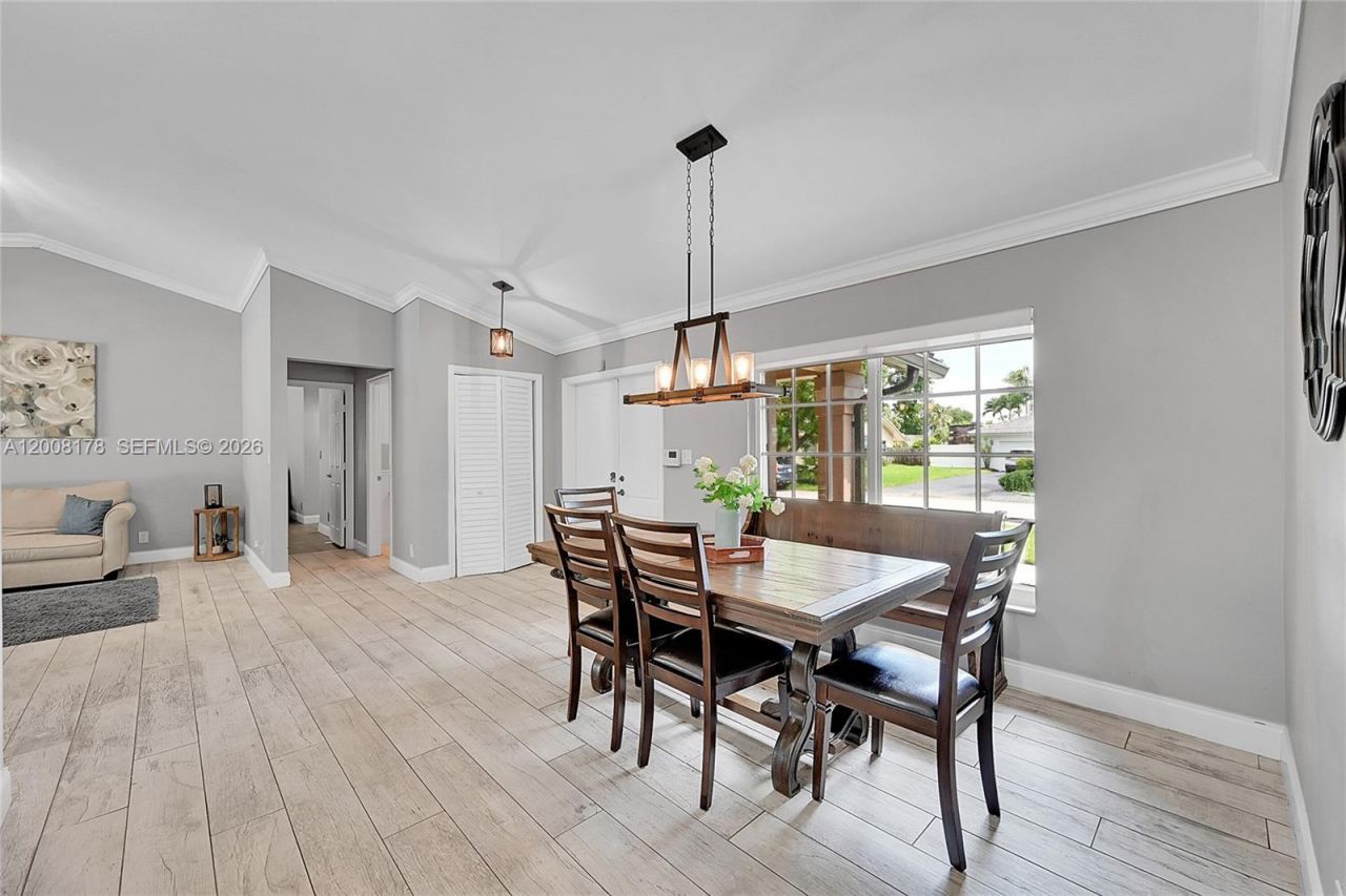 9841 SW 1st St , Unit 9841, Plantation, FL 33324 Photo