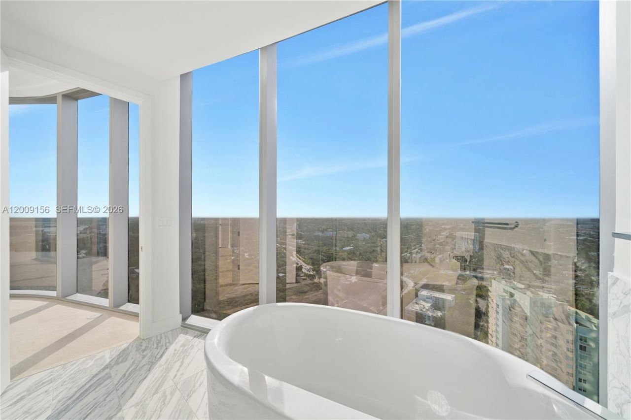 175 SE 25 Rd , Unit 3403, Miami, FL 33129 Photo