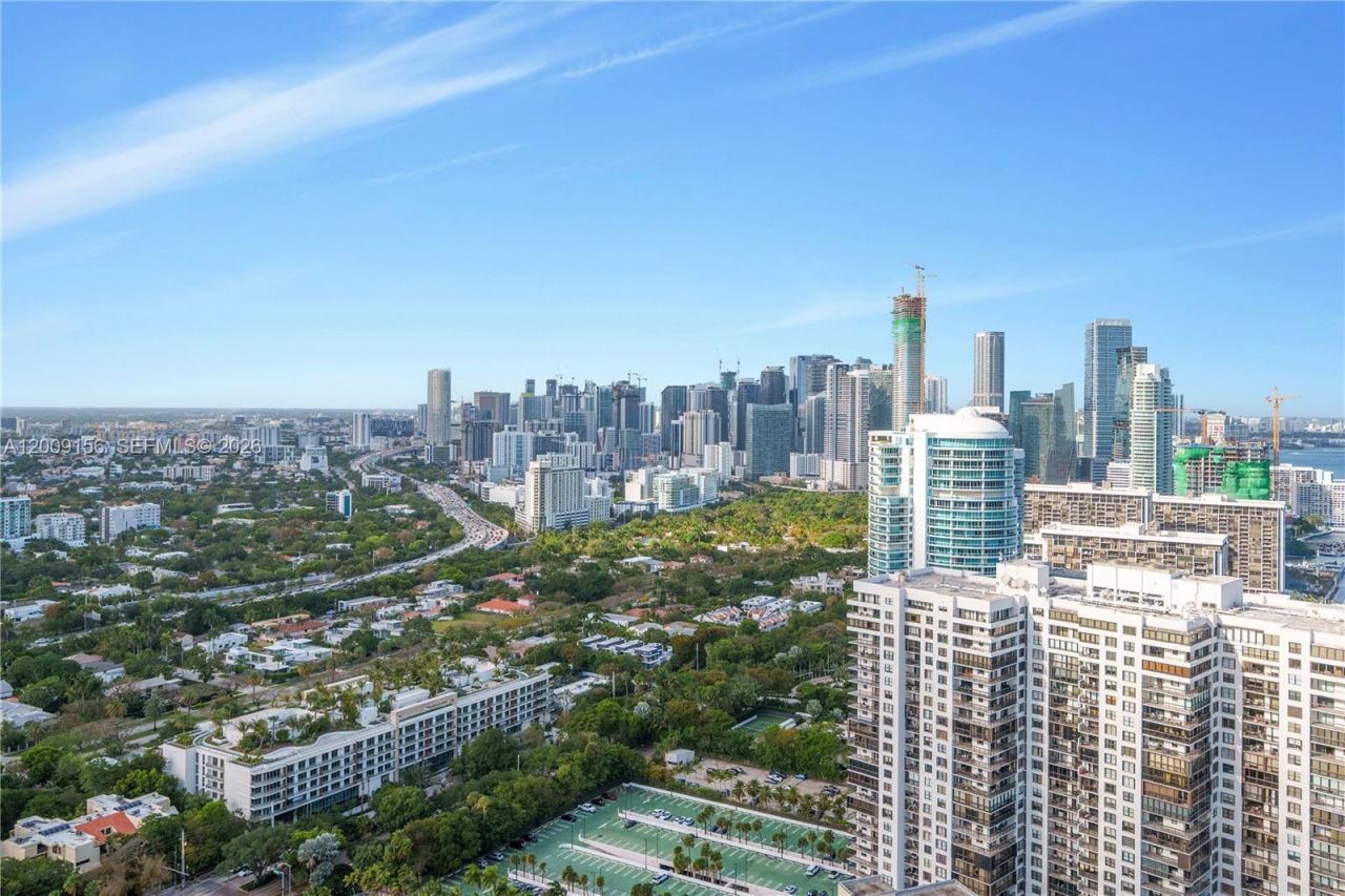 175 SE 25 Rd , Unit 3403, Miami, FL 33129 Photo