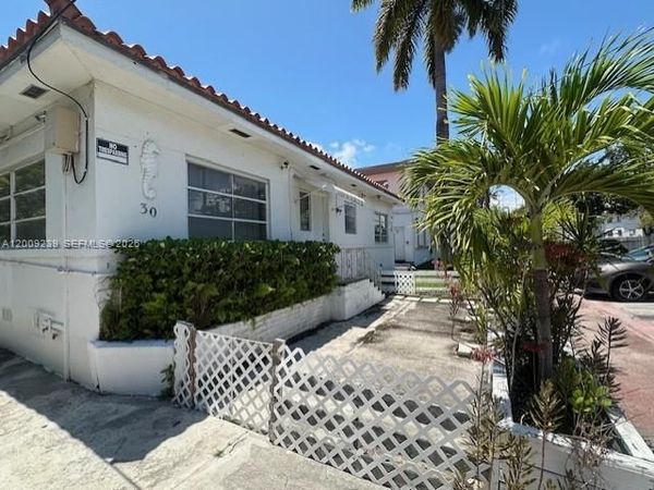 30 S Shore Dr , Unit 1, Miami Beach, FL 33141