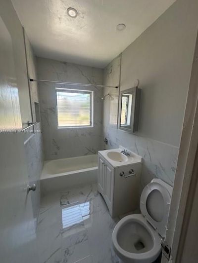 30 S Shore Dr, Unit 1, Miami Beach, FL 33141 Photo