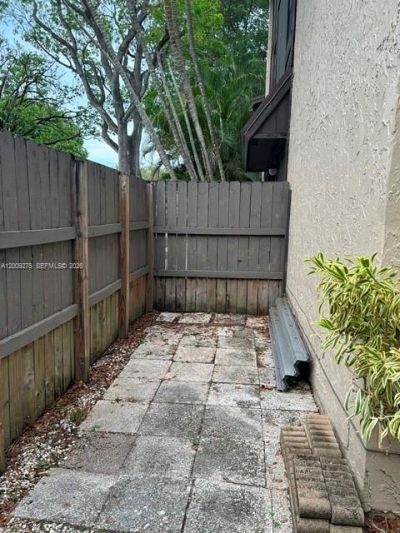 1761 Bayberry Dr, Pembroke Pines, FL 33024 Photo