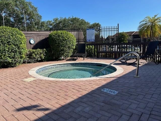 1761 Bayberry Dr, Pembroke Pines, FL 33024 Photo