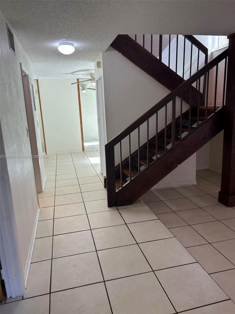 1761 Bayberry Dr, Pembroke Pines, FL 33024 Photo