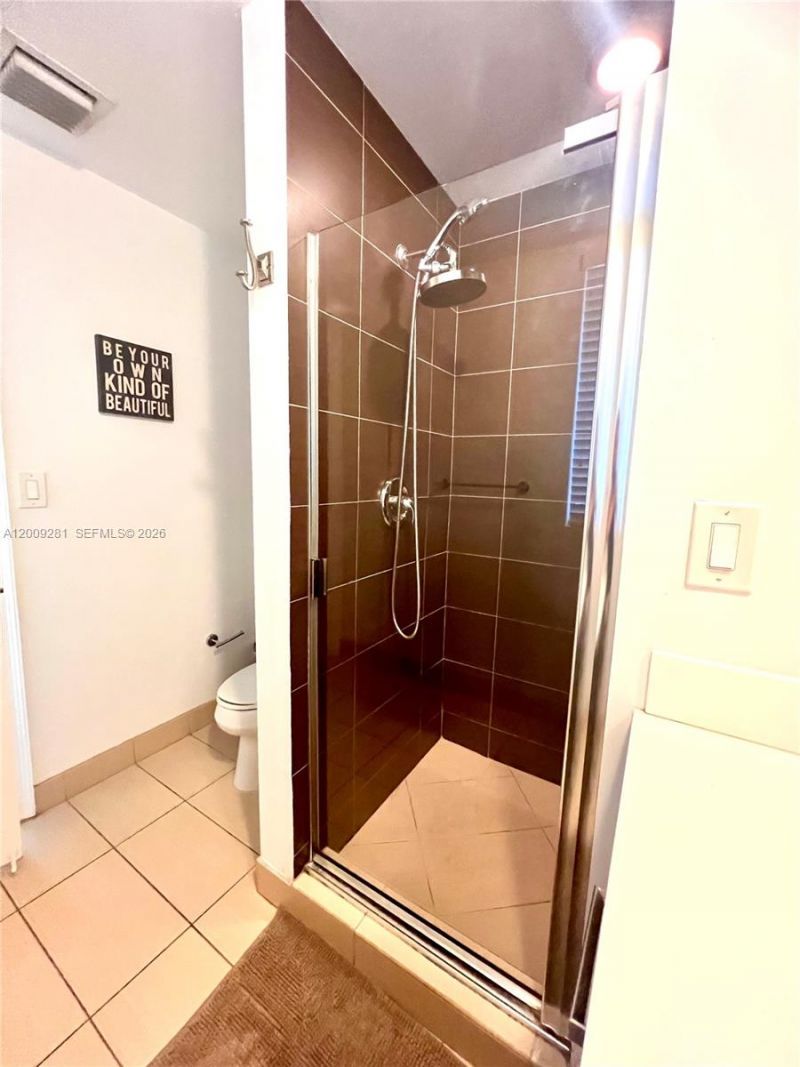 601 11th St, Unit 107, Miami Beach, FL 33139 Photo