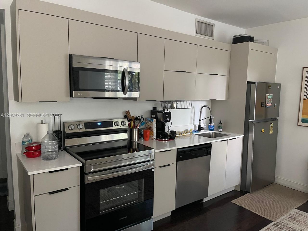 601 11th St, Unit 107, Miami Beach, FL 33139 Photo