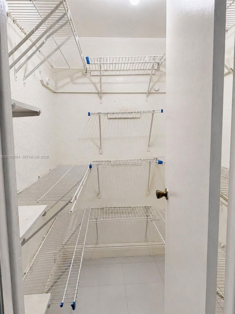 1300 W 47th Pl , Unit 218A, Hialeah, FL 33012 Photo