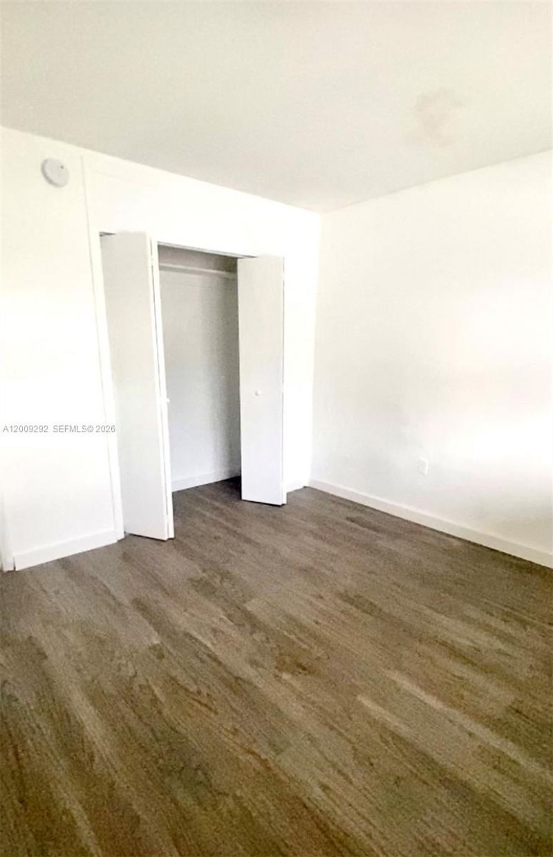 7324 SW 82nd St, Unit B206, Miami, FL 33143 Photo