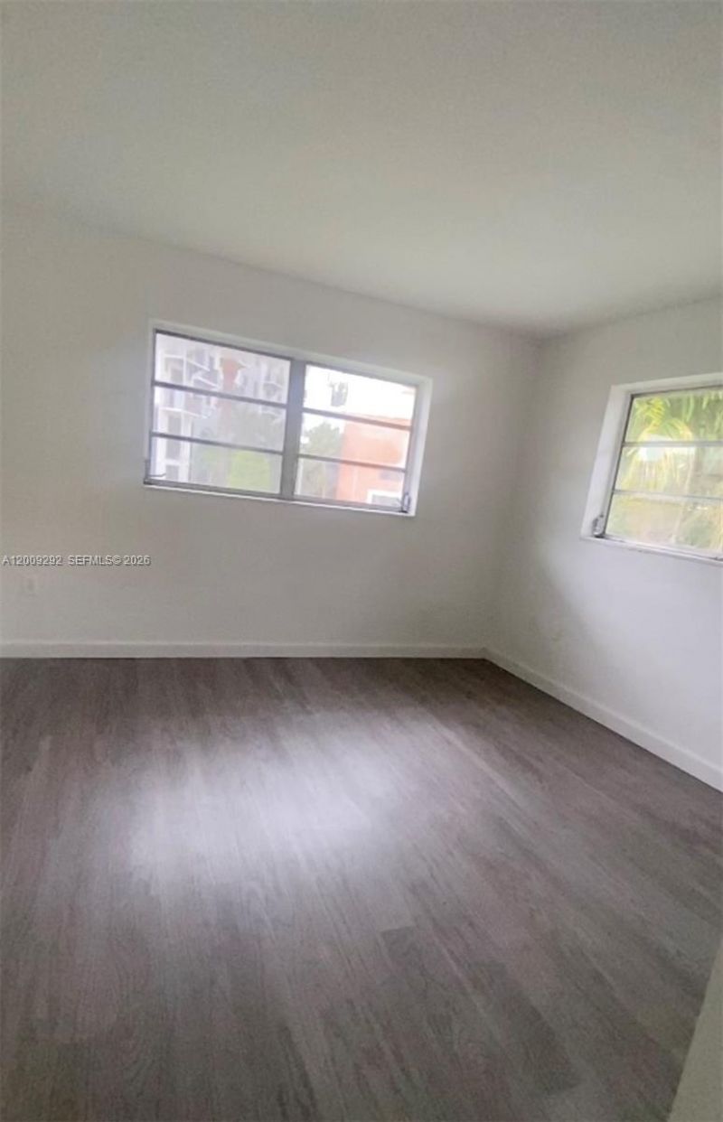 7324 SW 82nd St, Unit B206, Miami, FL 33143 Photo