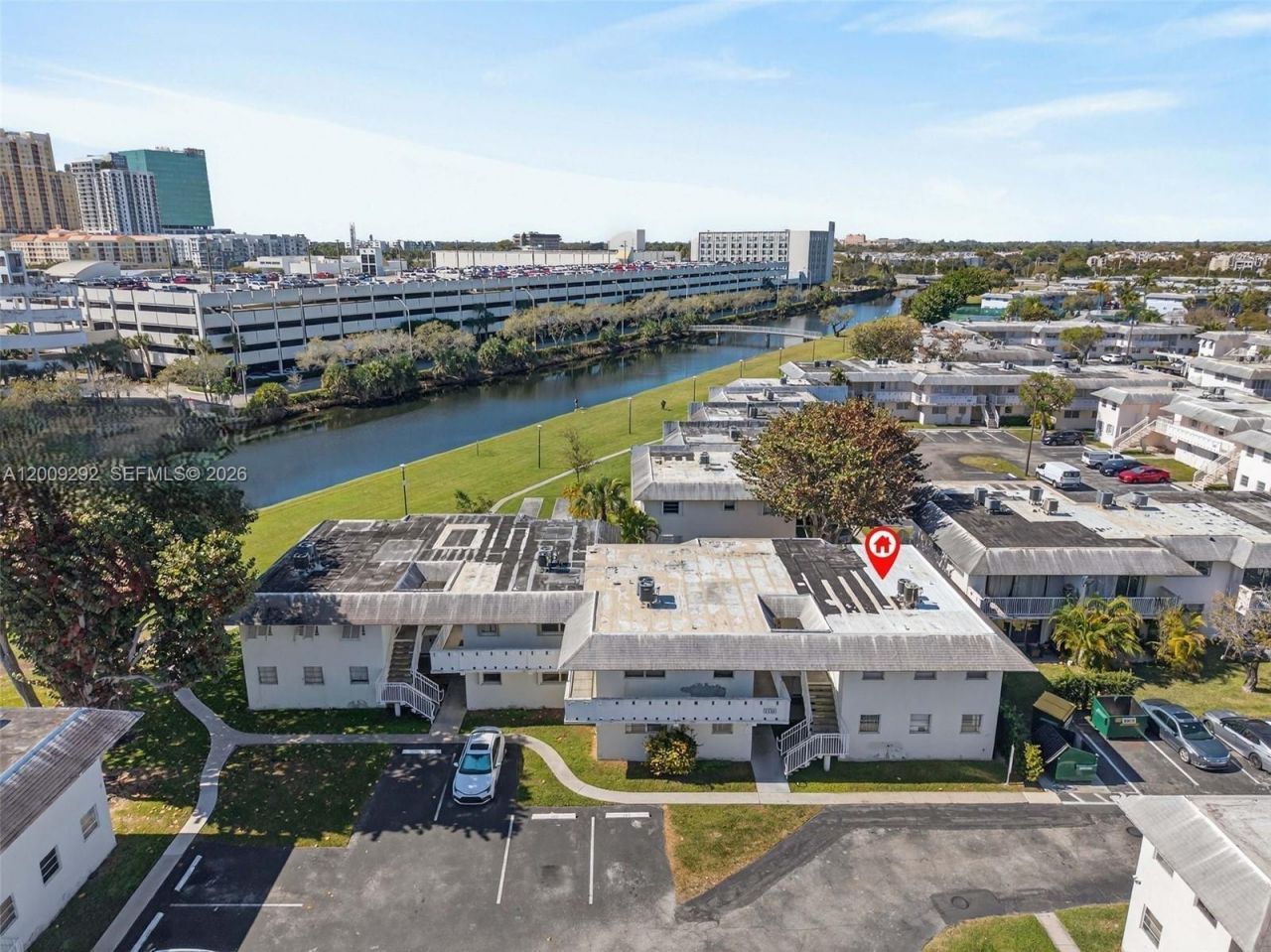 7324 SW 82nd St, Unit B206, Miami, FL 33143 Photo
