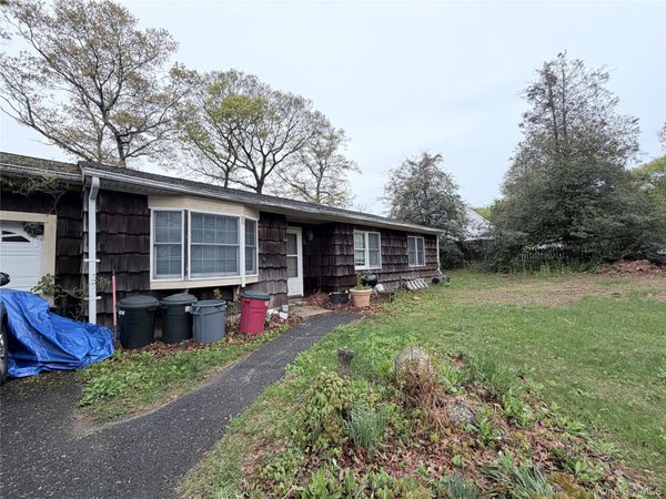 98 Broadway , Rocky Point, NY 11778