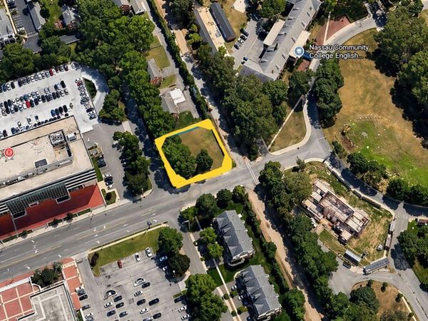 Ellington , Uniondale, NY 11530