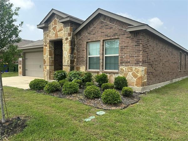 2603 Hutchins Drive, Seagoville, TX 75159