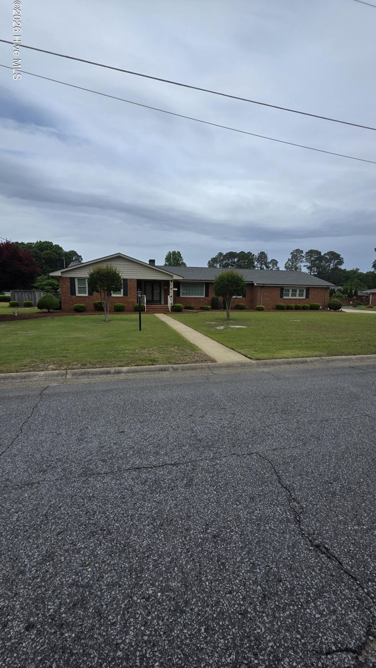 603 N Pinecrest Drive, Goldsboro, NC 27534 Main Photo