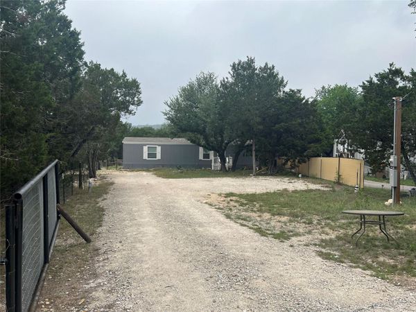 1086 Pecan CIR, Canyon Lake, TX 78133