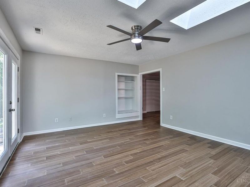 958 Hollytree Drive, Springfield Twp., OH 45231 Photo 13