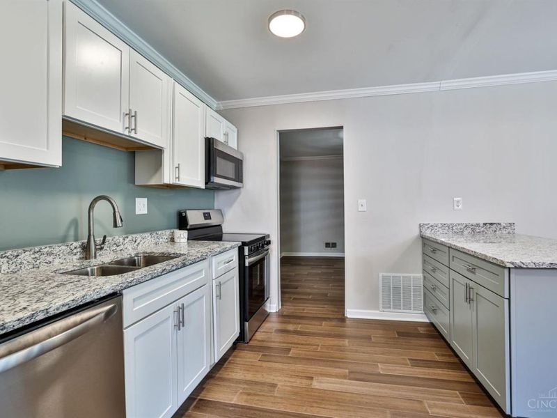 958 Hollytree Drive, Springfield Twp., OH 45231 Photo 21