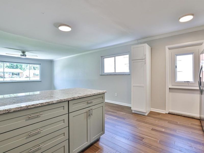 958 Hollytree Drive, Springfield Twp., OH 45231 Photo 23