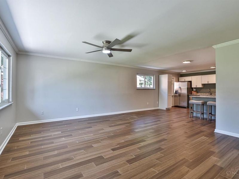 958 Hollytree Drive, Springfield Twp., OH 45231 Photo 6