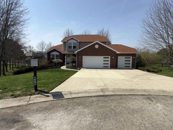 916 Rosewood Drive, Richmond, IN 47374