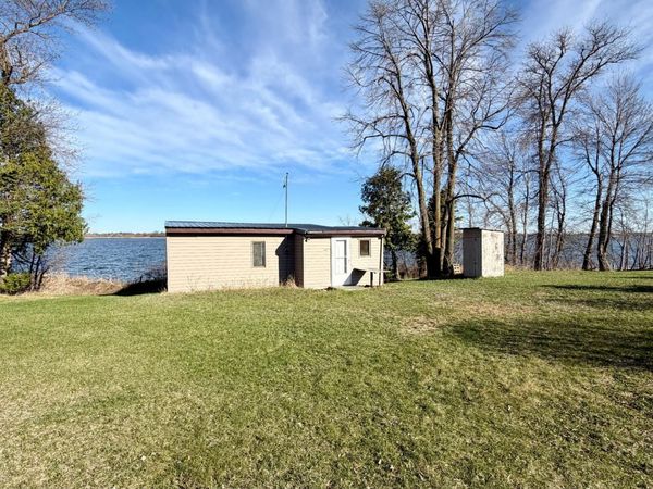 22993 330th Avenue , Underwood, MN 56586