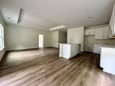 1831 Woodland Road Photo 9